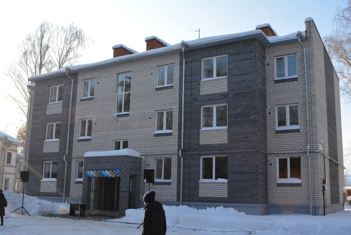 Костромских сирот обеспечат жильем