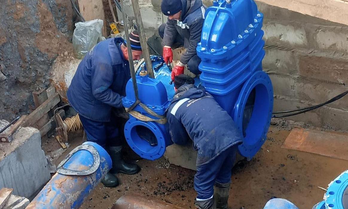 Подготовка к запуску водопроводного дюкера через реку Кострому подходит к завершению