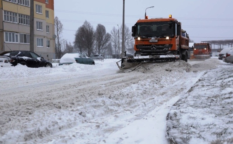 Губернатор поручил срочно решить снежные проблемы в костромских городах