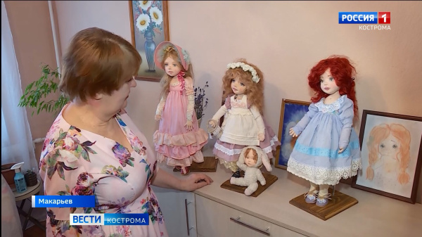 Принцессы, бабы Яги и Мальвины: костромская мастерица изготавливает кукол с характером и душой