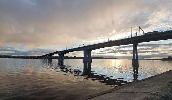 На мосту через Волгу в Костроме введут ограничения для движения транспорта