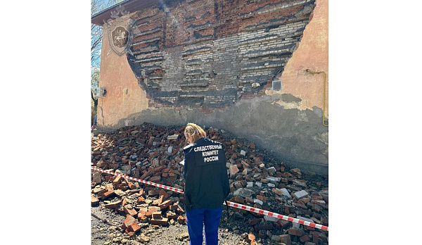 Костромские следователи возбудили уголовное дело после обрушения стены жилого дома в Нерехте