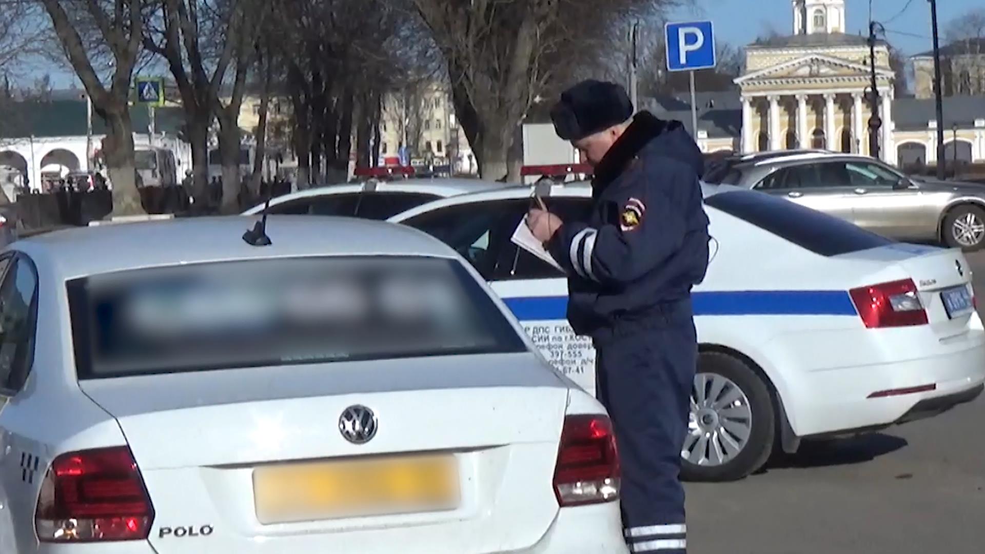 Костромские автоинспекторы проверили машины с шашками