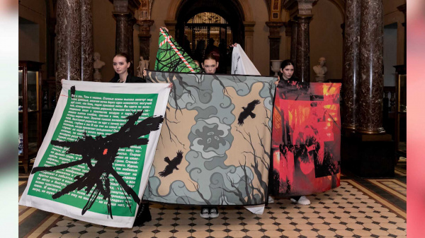 менее часа назад
                                                    
                              
              
                                                    
                    
                
                
                
                  
                    
                      Дизайнерские платки покажут в Костроме ради защиты лесов                    
                    
                      В Муниципальной художественной галерее откроется выставка «Русский квадрат».