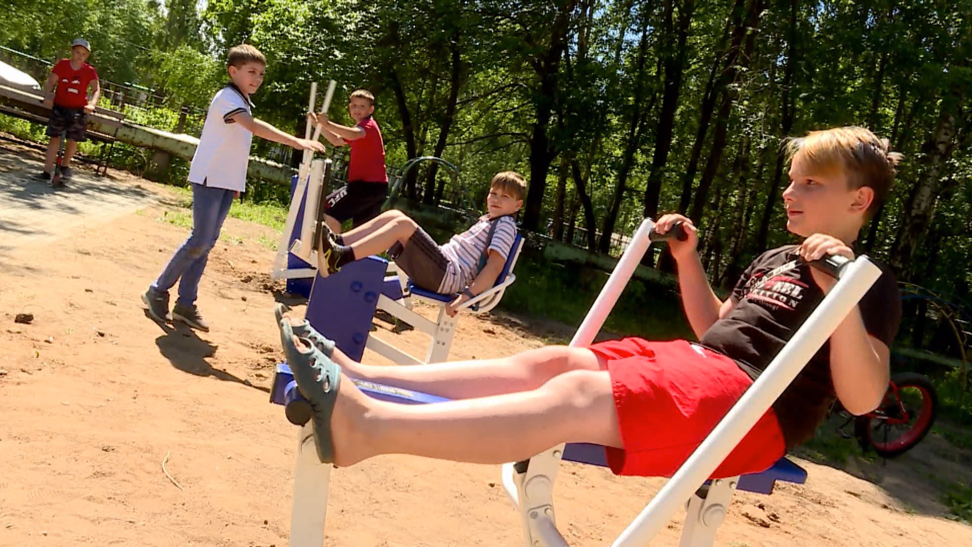 В Костроме дан старт продаж путёвок в летние детские лагеря