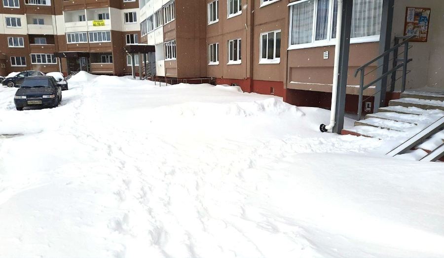 Проверяющие нашли нетронутый снег в каждом седьмом дворе Костромы