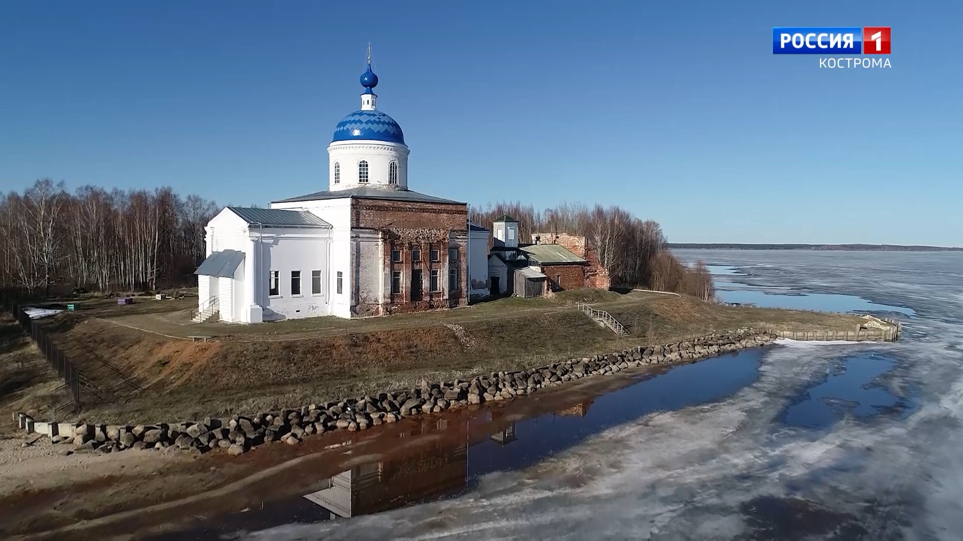 Храм, где крестили Тарковского, в костромском селе Завражье нуждается в восстановлении