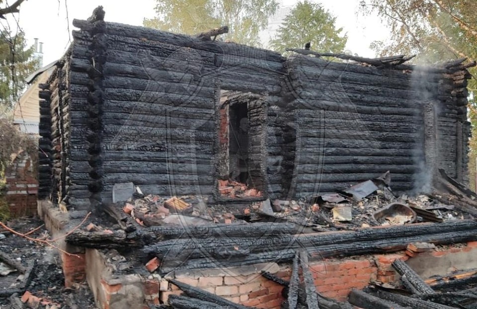 На пожаре в деревне под Костромой погибла женщина
