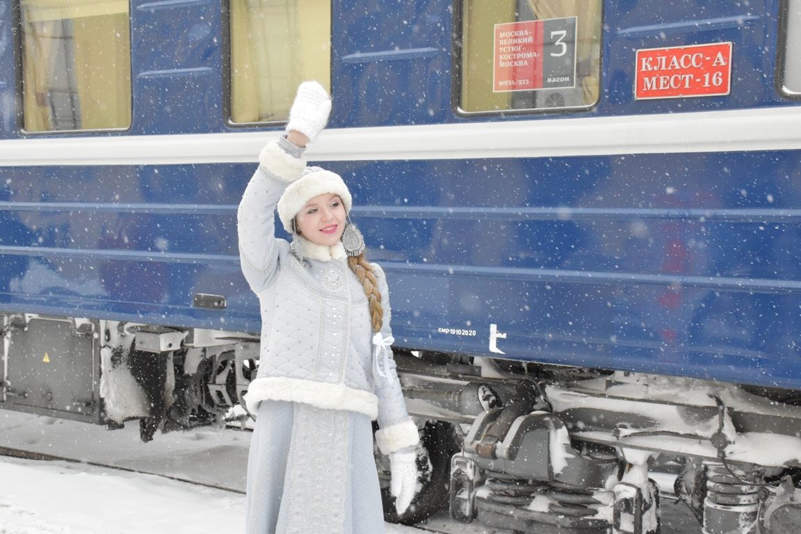 Первый сказочный поезд добрался до Костромы не без приключений