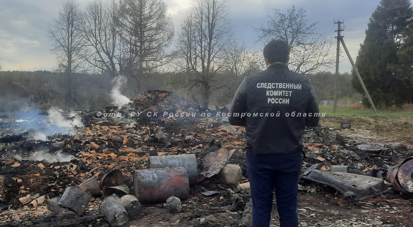 78-летний пенсионер погиб в страшном пожаре в костромской деревне