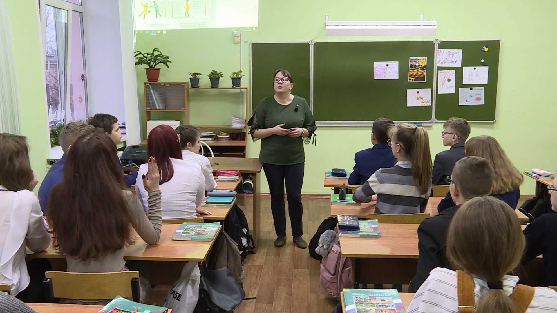 Классные выплаты до некоторых костромских учителей дошли с потерями