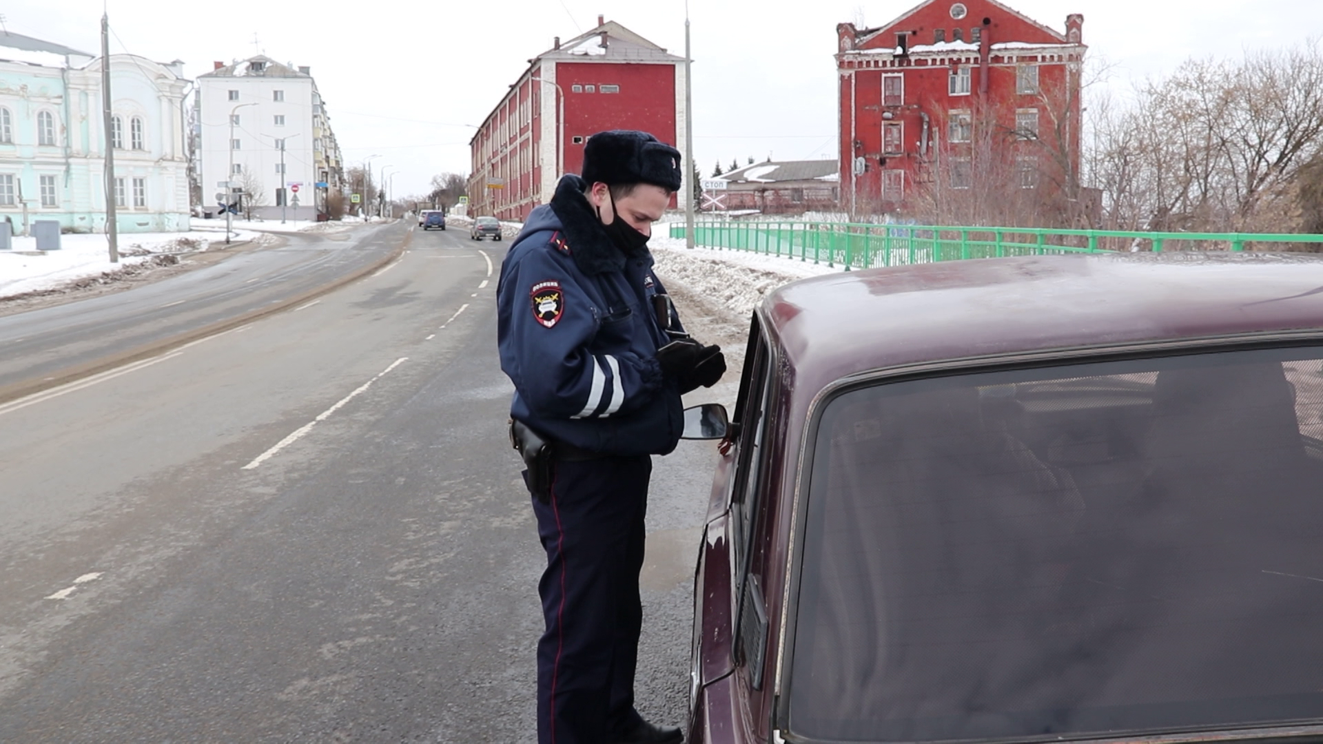 Костромские автоинспекторы поймали почти сотню нарушителей за два дня