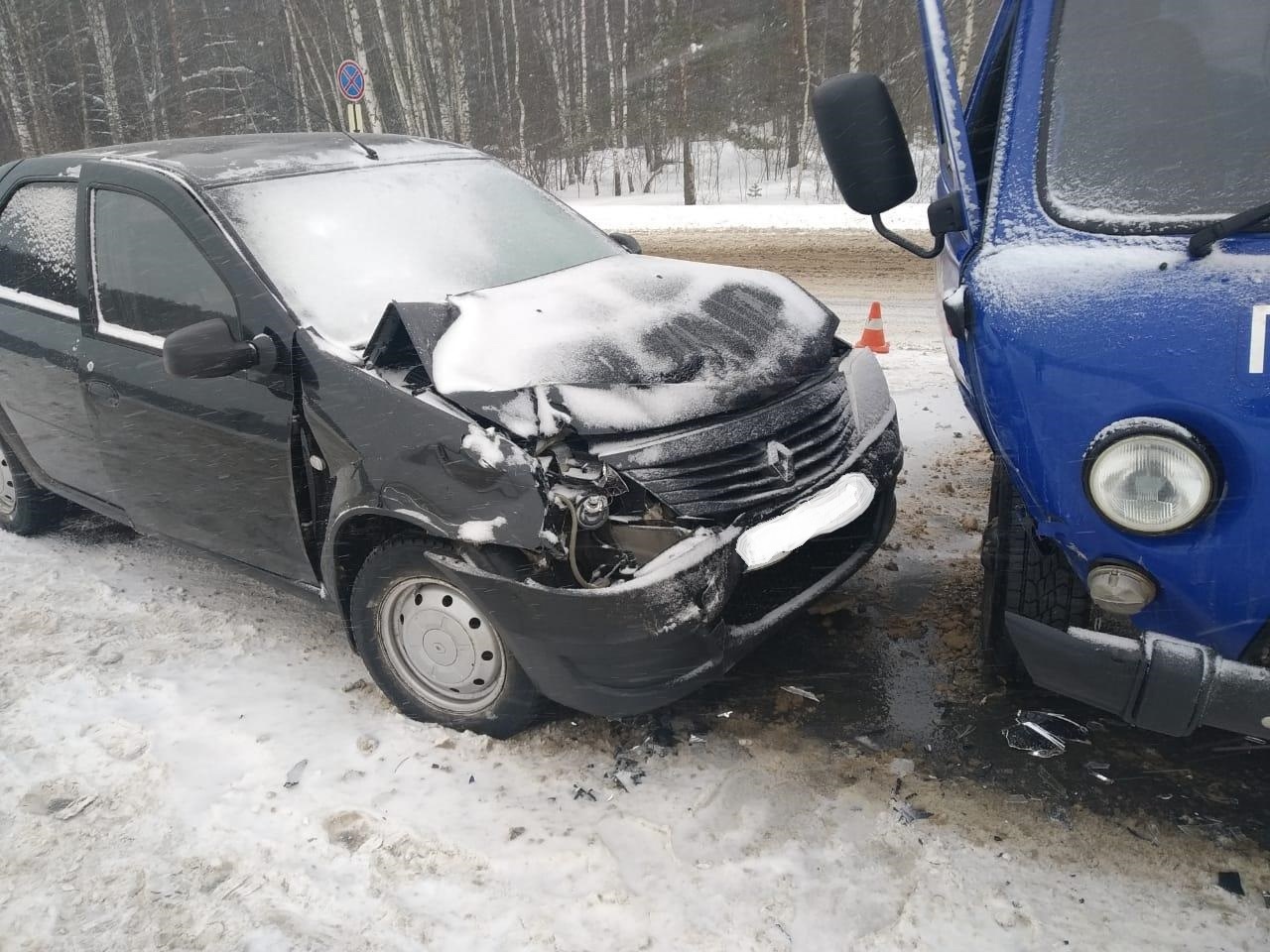 Три человека пострадали в ДТП под Костромой