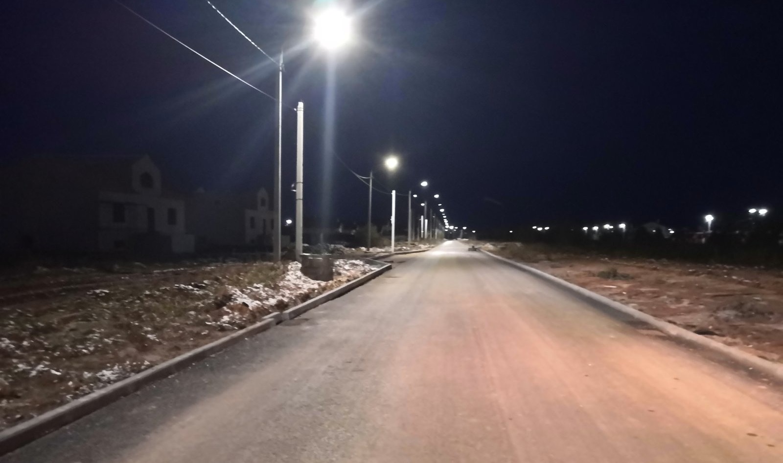 Асфальтирование новой дороги на улице Шарьинской в Костроме близится к финалу