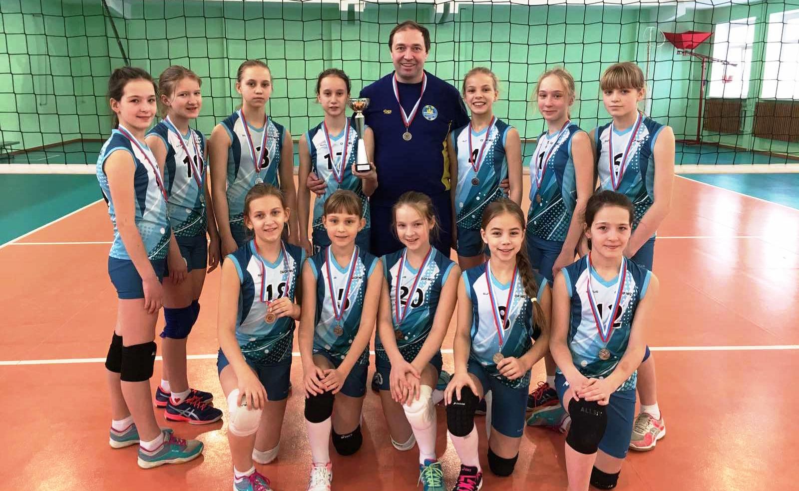 Волейболистки из Костромы взяли «серебро» юношеского турнира