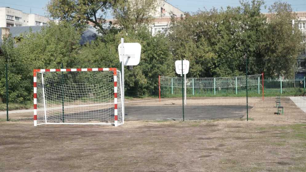 Стадион 27-й школы в Костроме предстанет в обновлённом виде