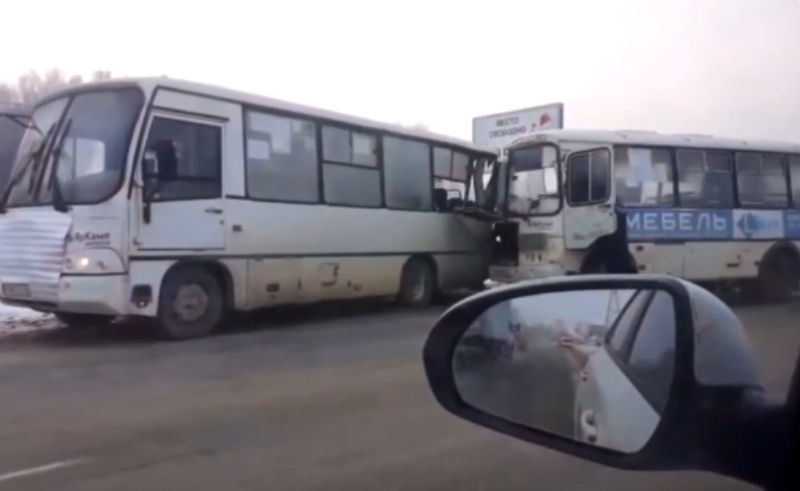 Следователи проверят обстоятельства столкновения рейсовых автобусов в Костроме