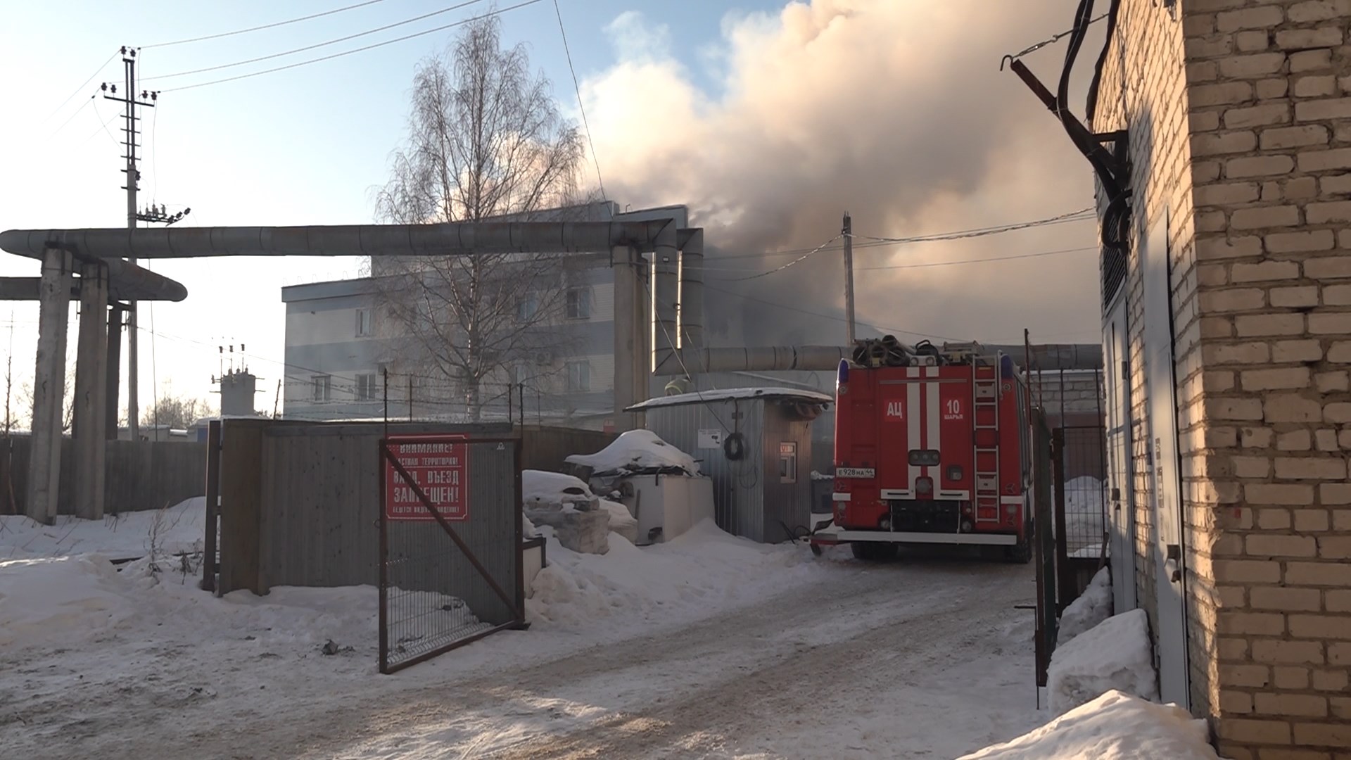 В Костромской области едва не сгорело предприятие по изготовлению палочек для мороженого