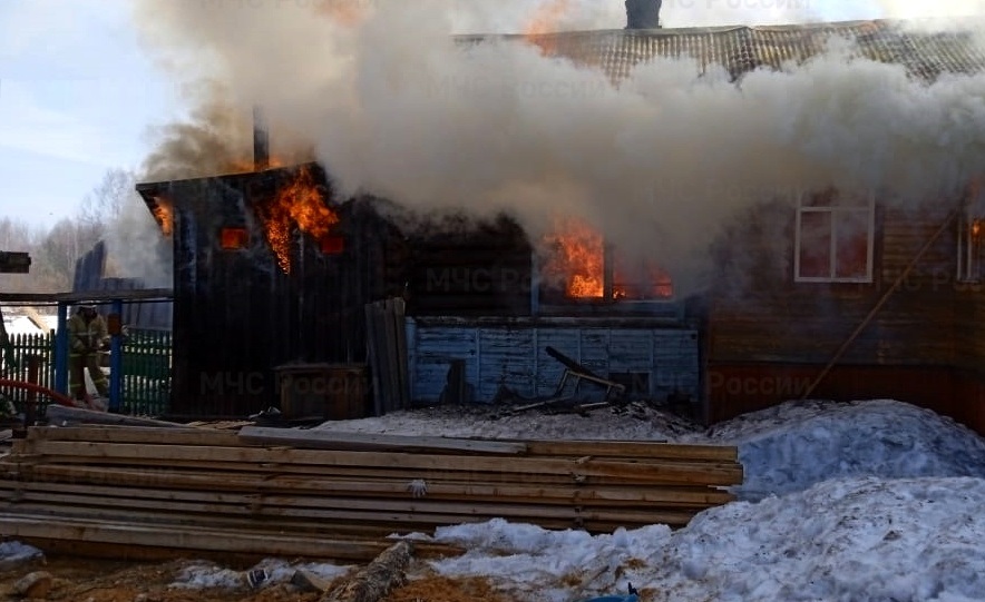 На пожаре в Костромской области погибла 4-летняя девочка