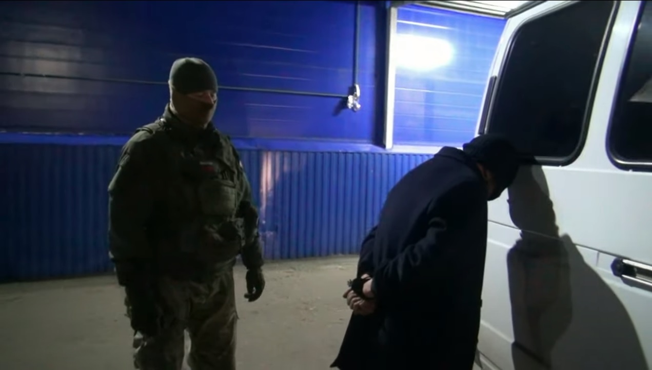 Привет из 90-х: в Костромской области полицейские задержали рэкетиров