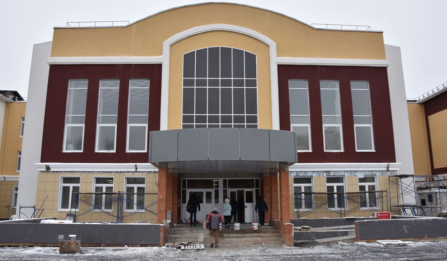 Строительство школы и детсадов в Костроме идёт несмотря на праздники