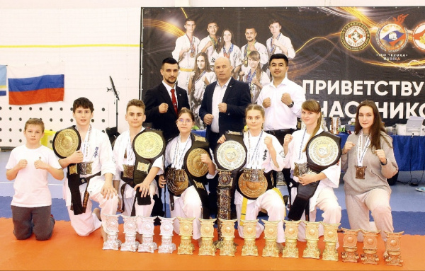Костромские каратисты завоевали 66 медалей на Чемпионате и Первенстве России