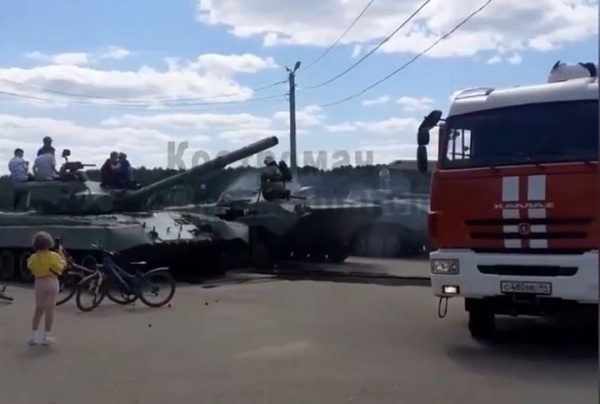 В парке Победы в Костроме задымился танк