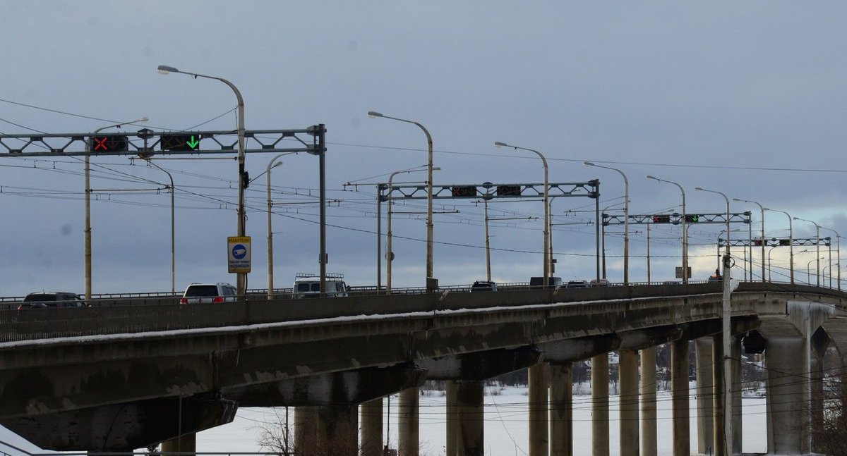 Автомобилям временно запретят проезд по улице Лесной под мостом