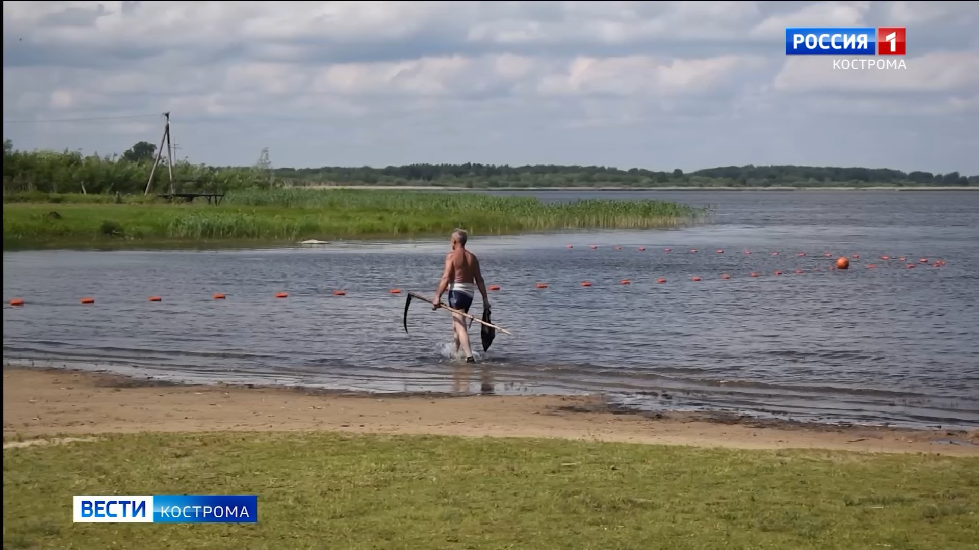 Крупнейшее озеро Костромской области будут спасать от превращения в болото