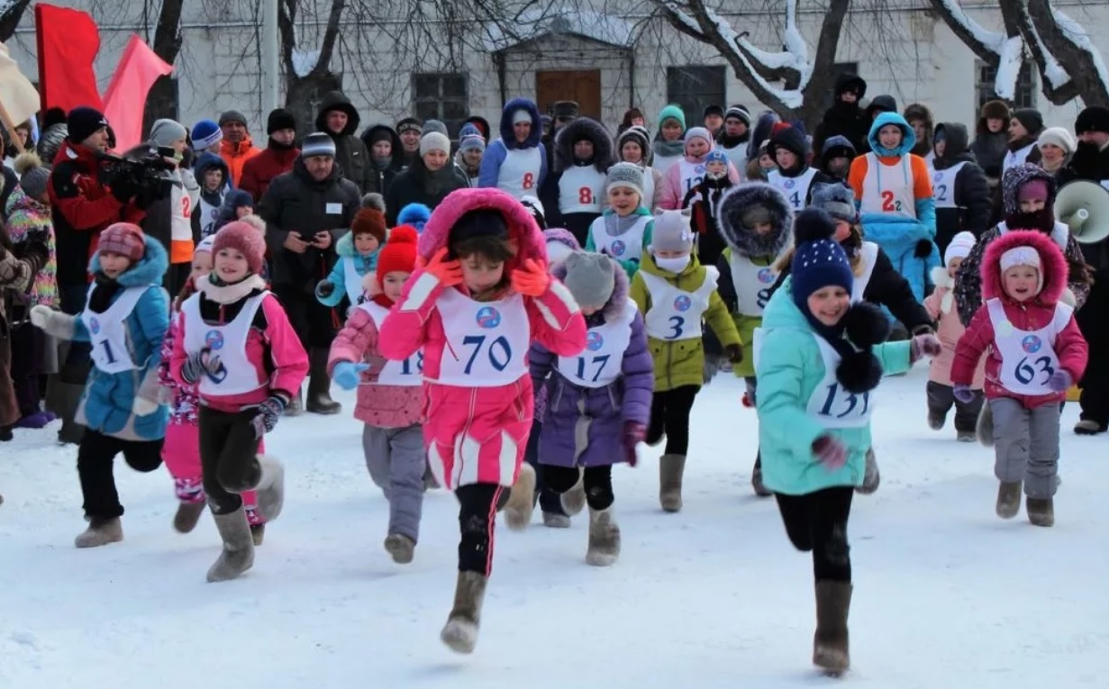Более 100 человек в Костромской области устроят забег в валенках