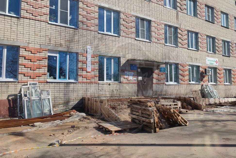 Подрядчик при ремонте больницы в костромском райцентре похитил более 10 миллионов рублей