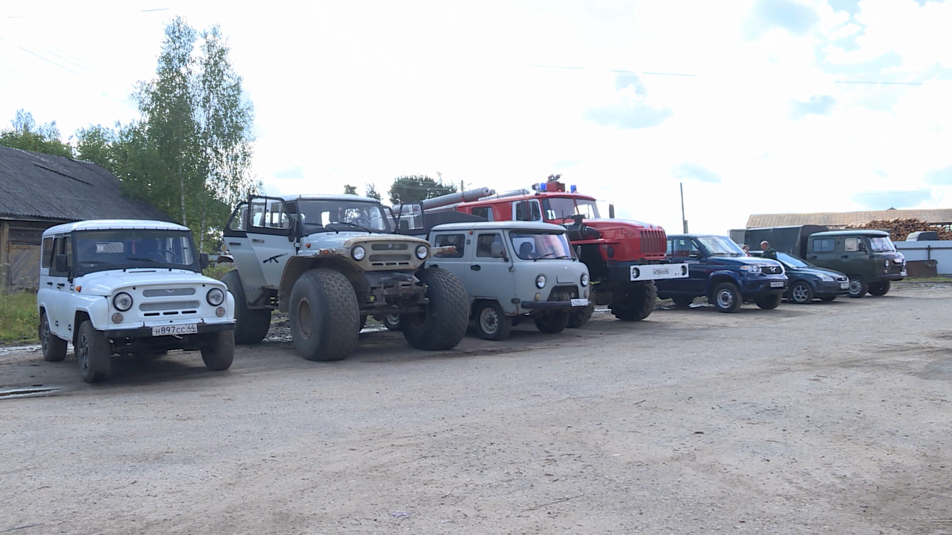 Парк лесопожарной техники в Костромской области пополнят ещё восемь машин