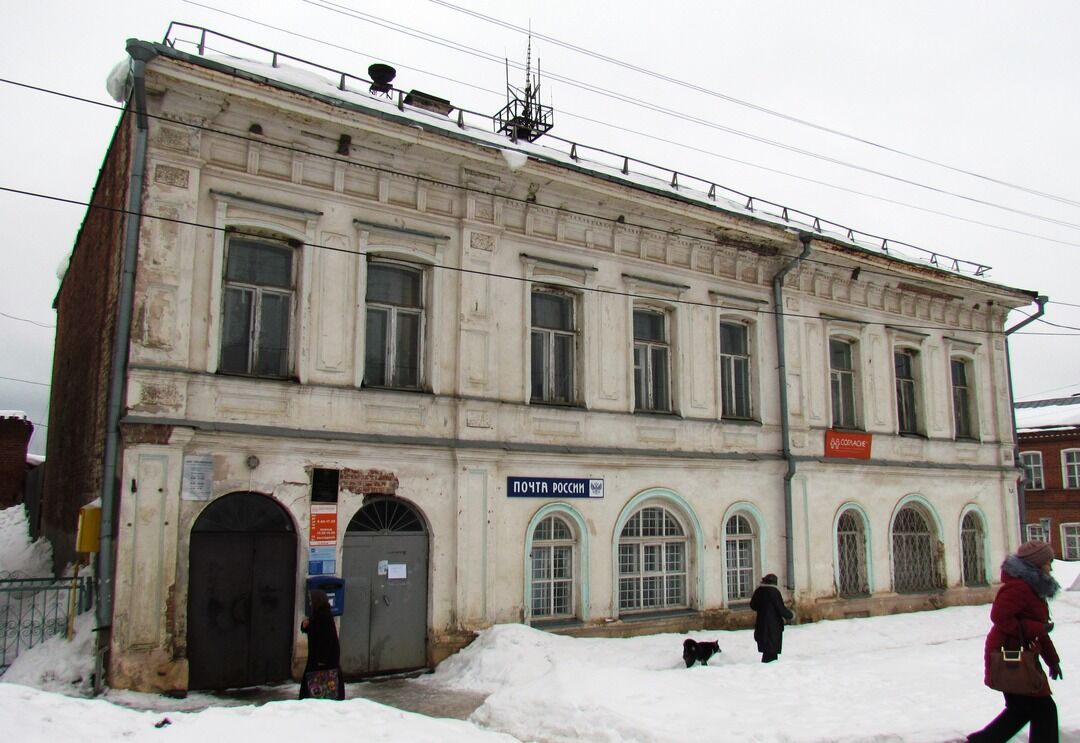 Почту России обязали отремонтировать купеческий дом в костромской глубинке