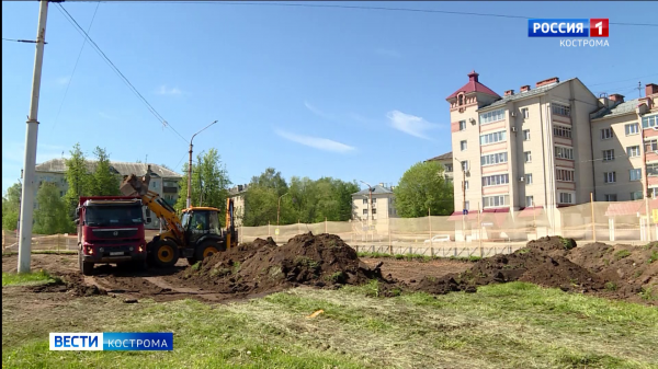 В Костроме начались работы по установке стелы «Город трудовой доблести