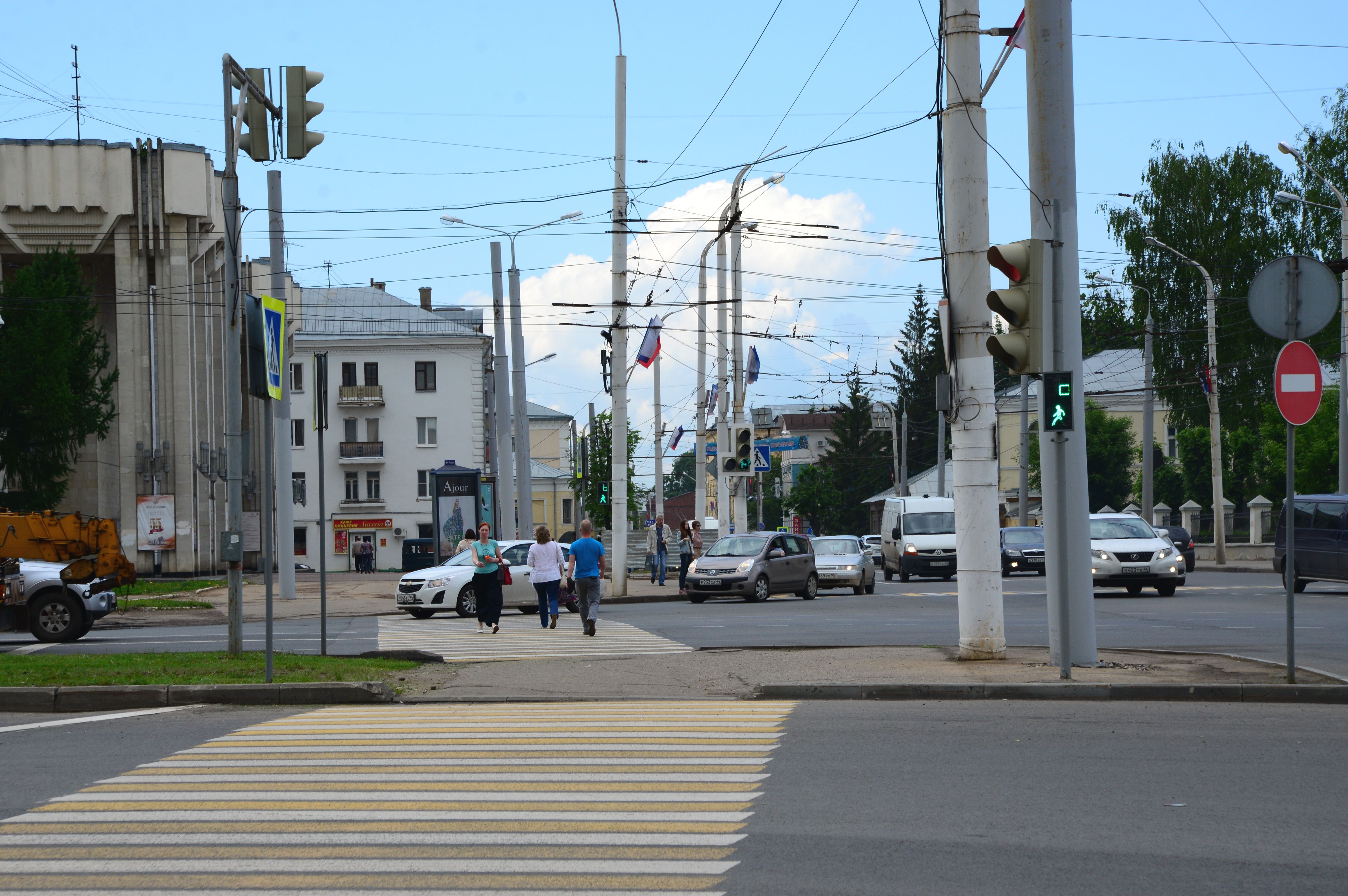 На перекрестке улиц Советской и Подлипаева в Костроме поменяется схема движения транспорта