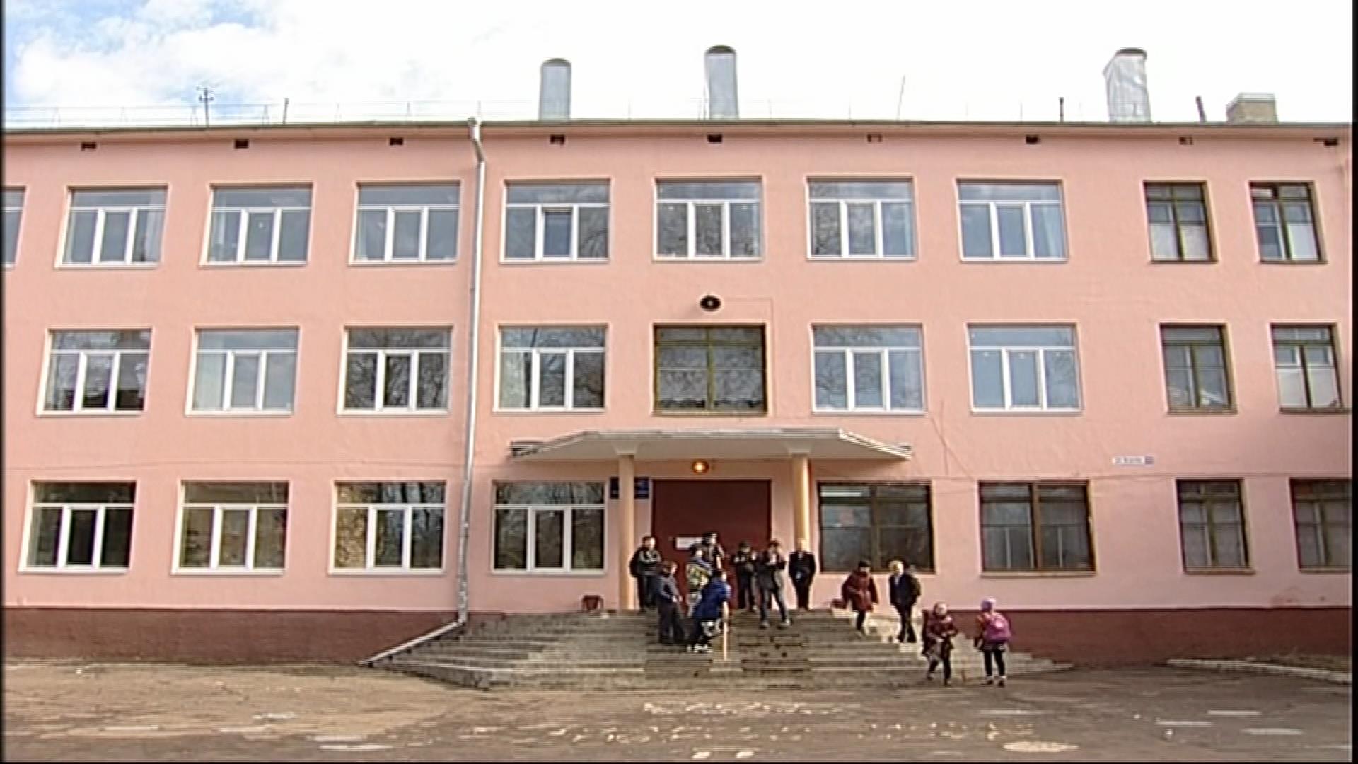 Двум школам Костромы присвоят имена Героев Советского Союза 