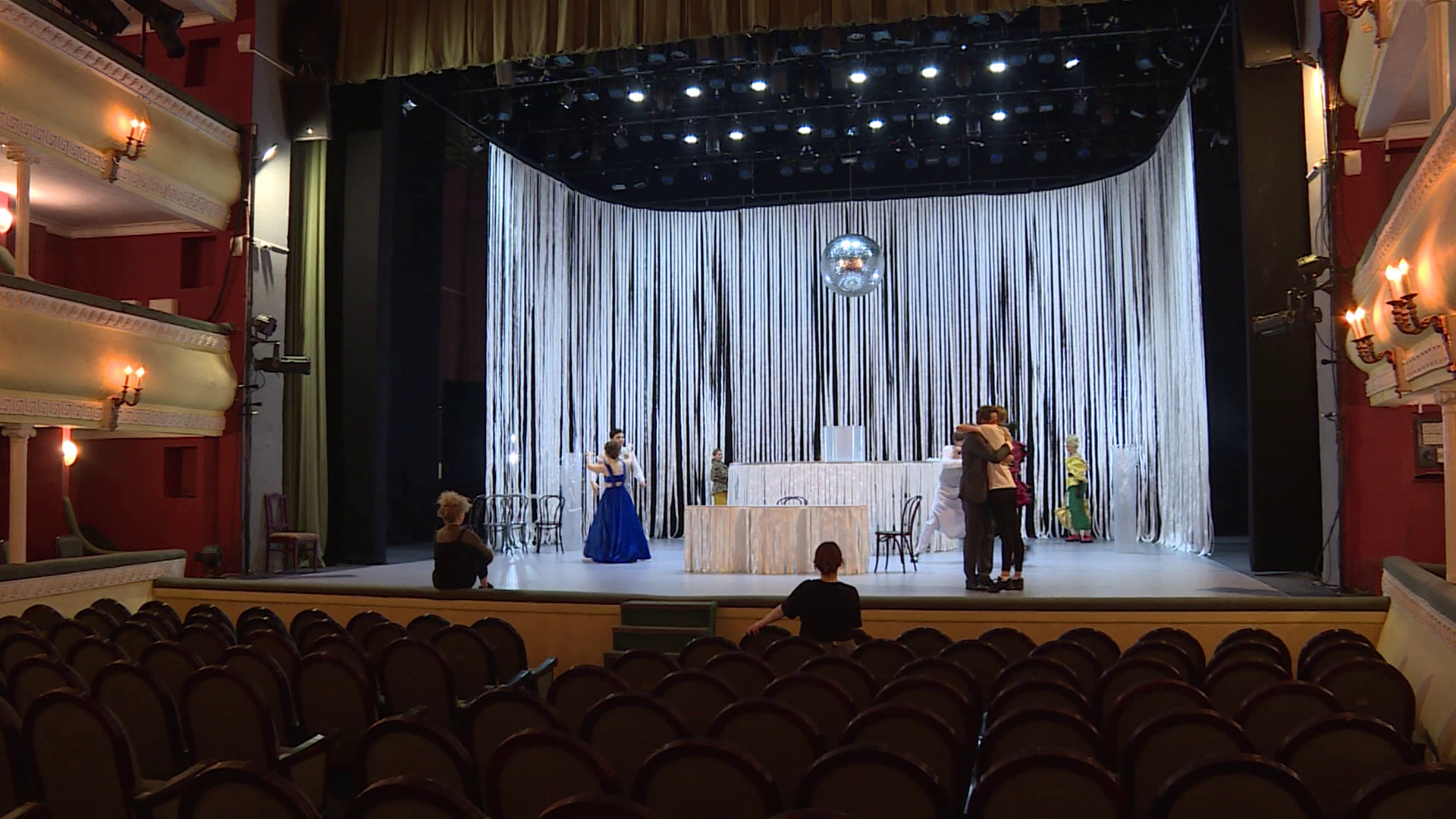 Новый театральный сезон в Костроме откроется «Доходным местом»