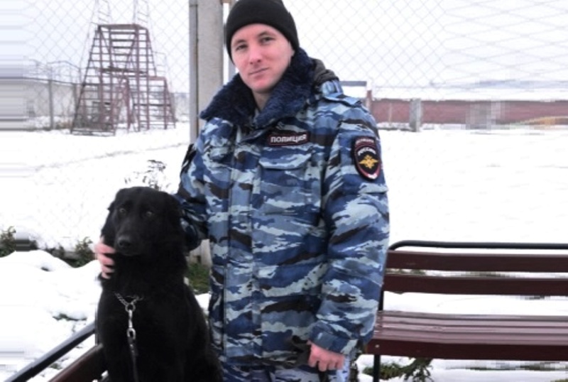 Полицейская собака помогла задержать вора в костромской глубинке