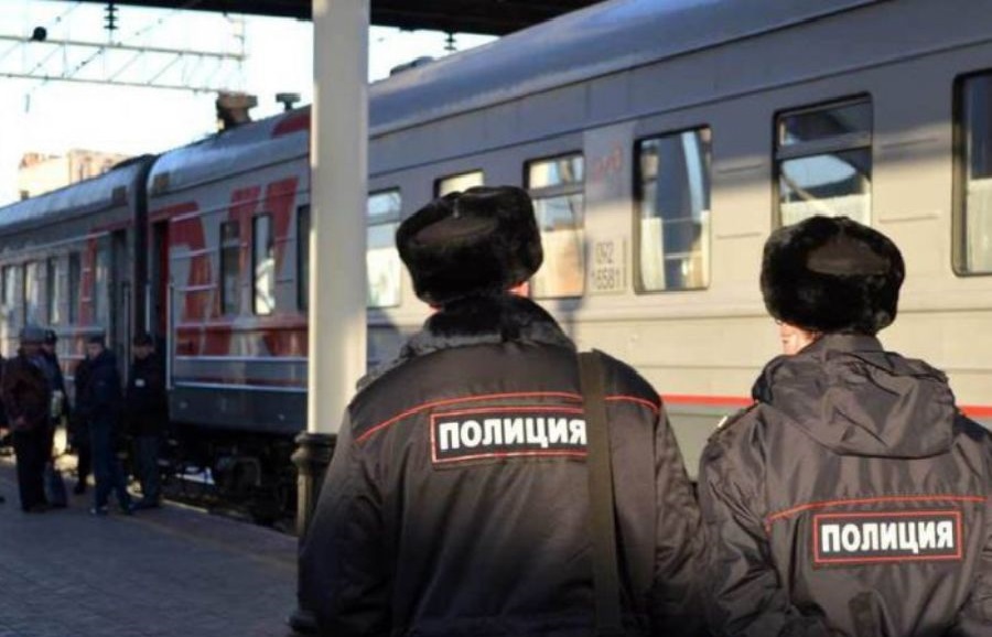 Полицейские раскрыли кражу 500 тысяч из ехавшего в Кострому поезда