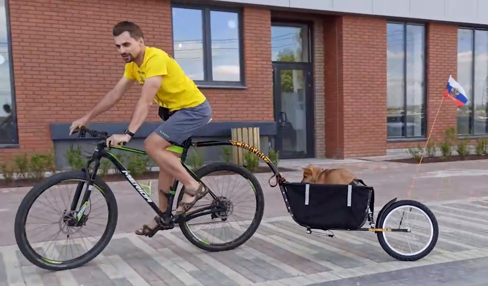Покоритель Европы приедет в Кострому с собакой на велосипеде