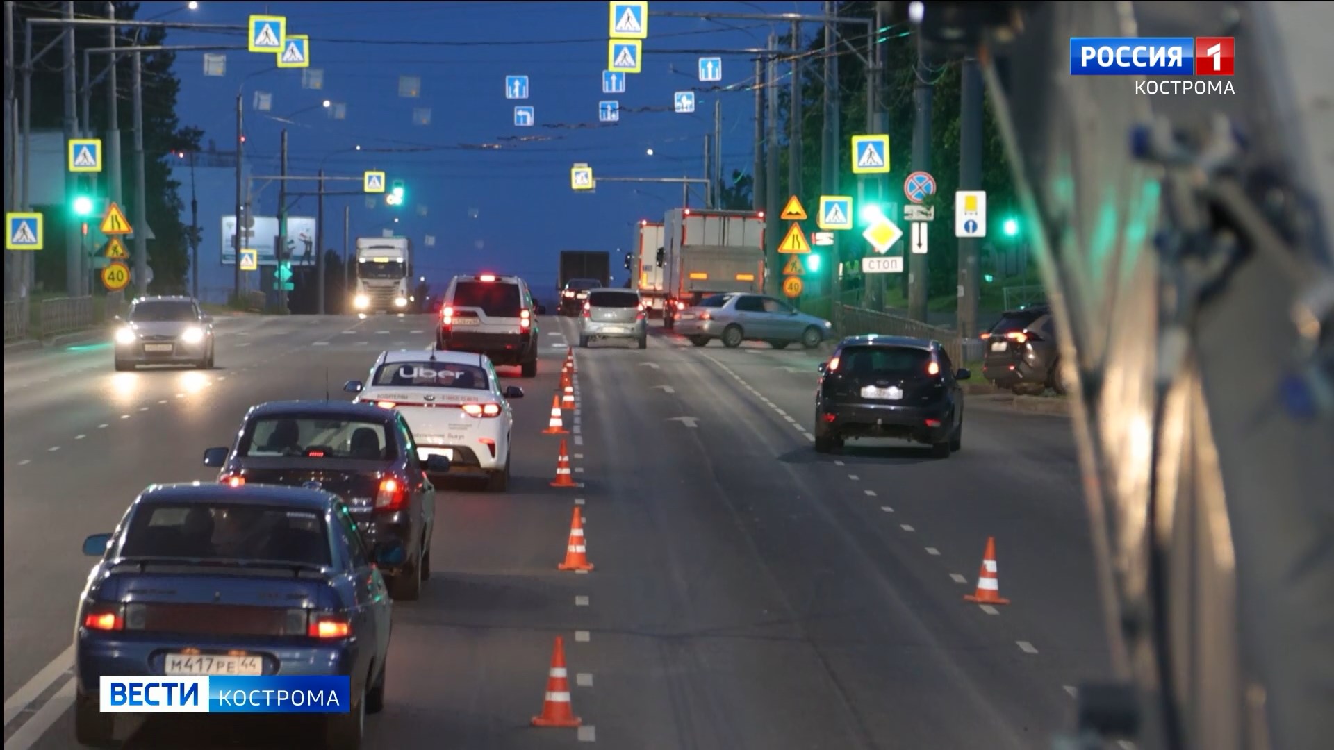 Дорожники устранят колейность на главной улице костромского Заволжья