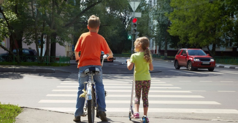 Костромские депутаты предложили наказывать родителей за нарушения детьми ПДД