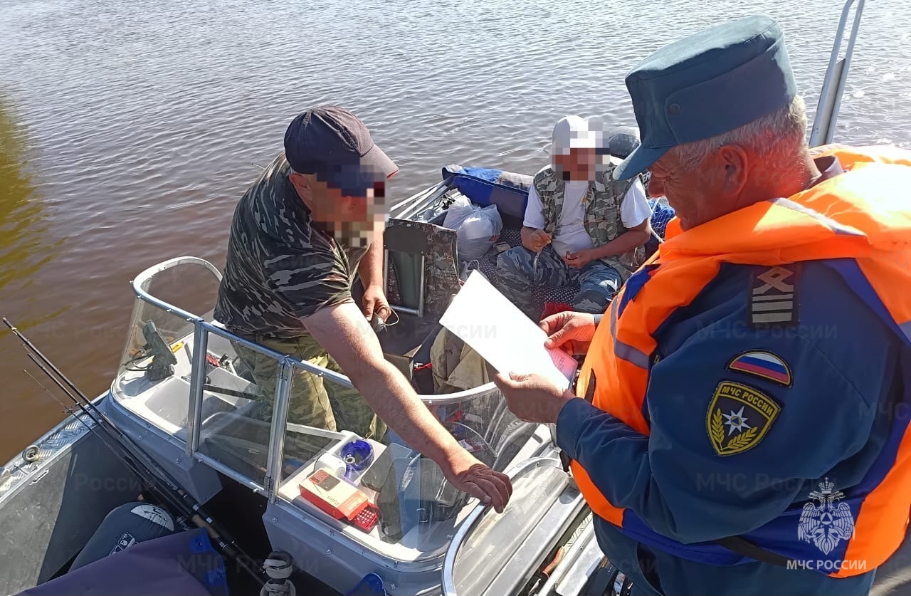 Инспекторы ГИМС на костромских водоемах поймали 15 нарушителей правил безопасности
