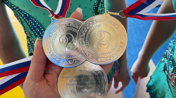 Костромички-акробатки взяли «серебро» на чемпионате России