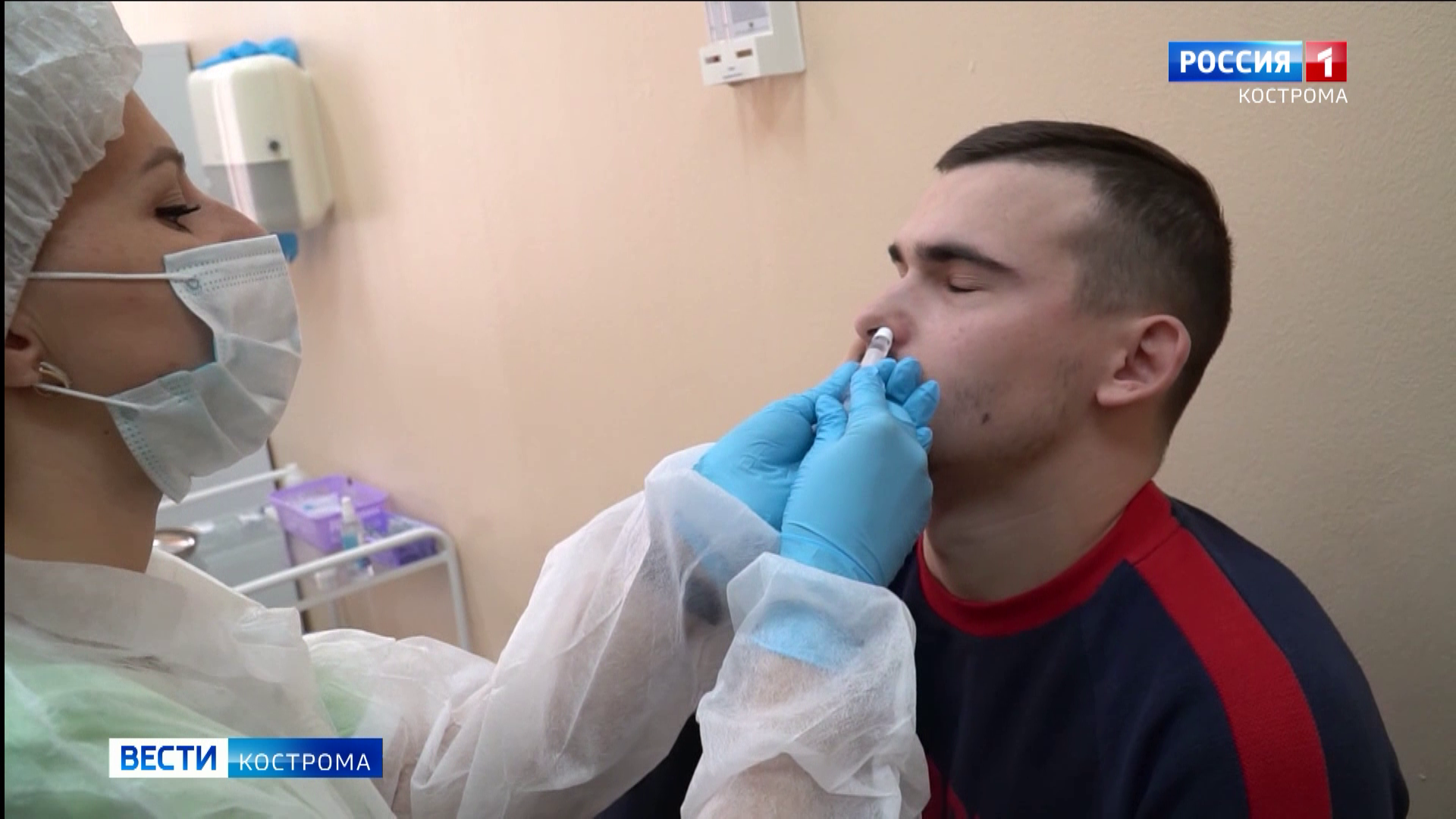 В Костроме начал работать новый способ вакцинации от ковида – через нос