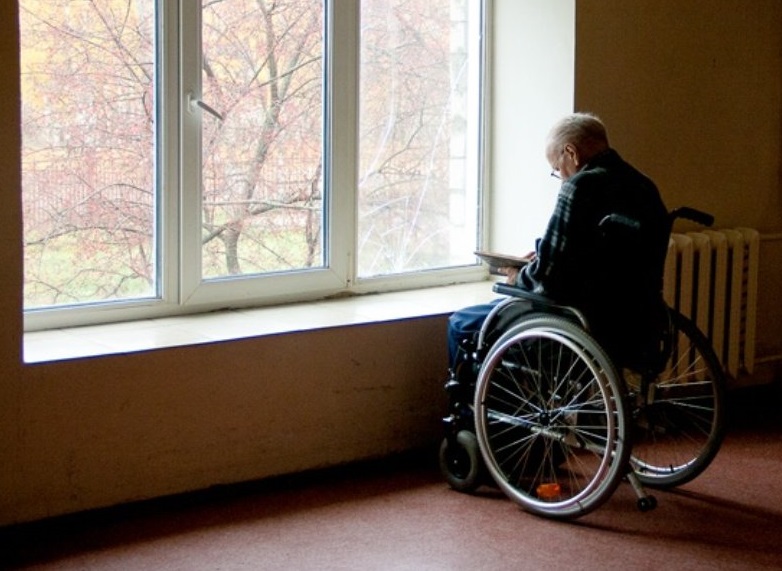 Житель Костромской области обворовывал инвалида-колясочника