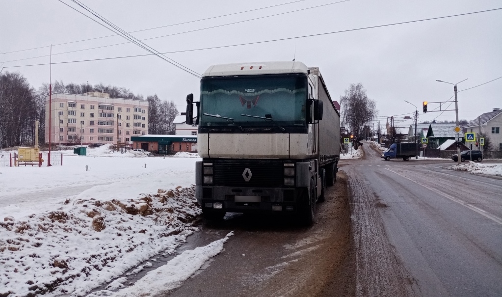 В Костроме организовали контроль за размещением большегрузов на территории города