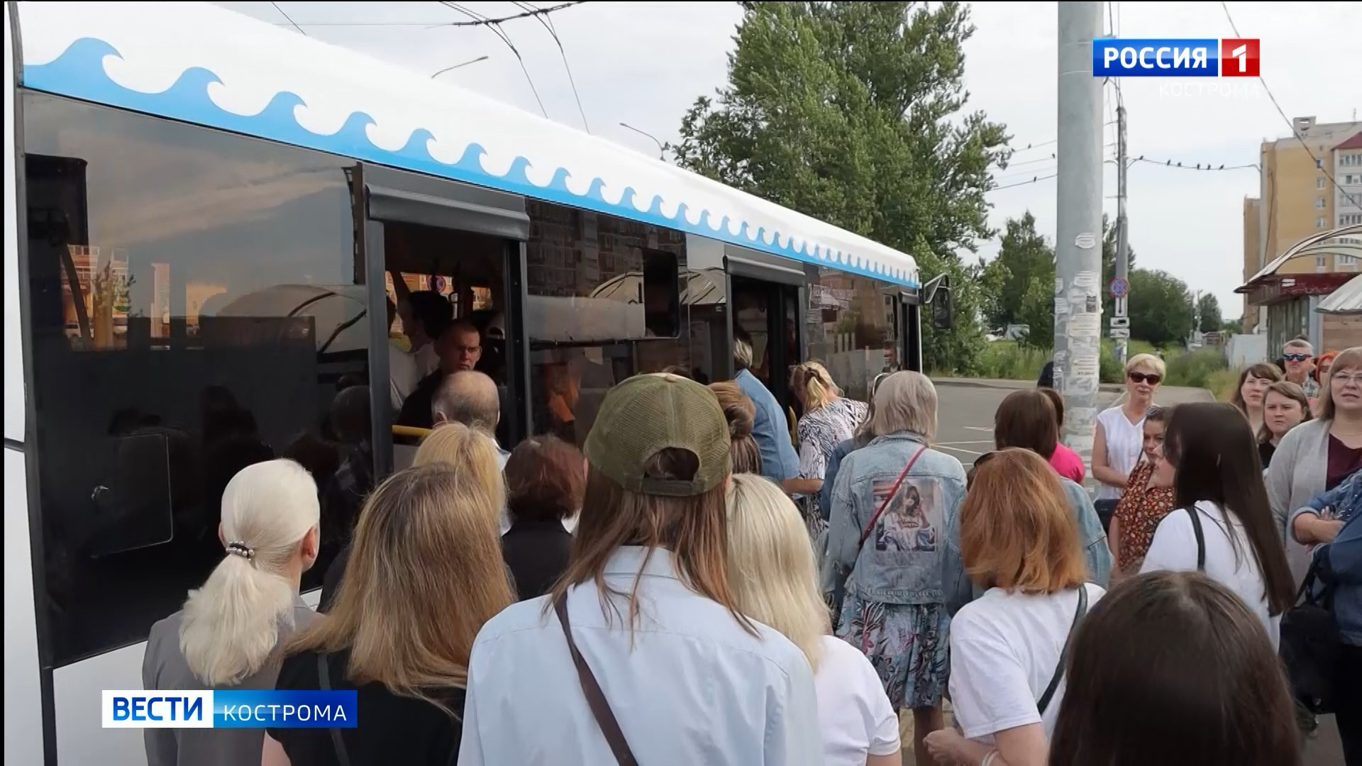 Ни один из трех перевозчиков в Костроме не смог вывести на линии 100% автобусов
