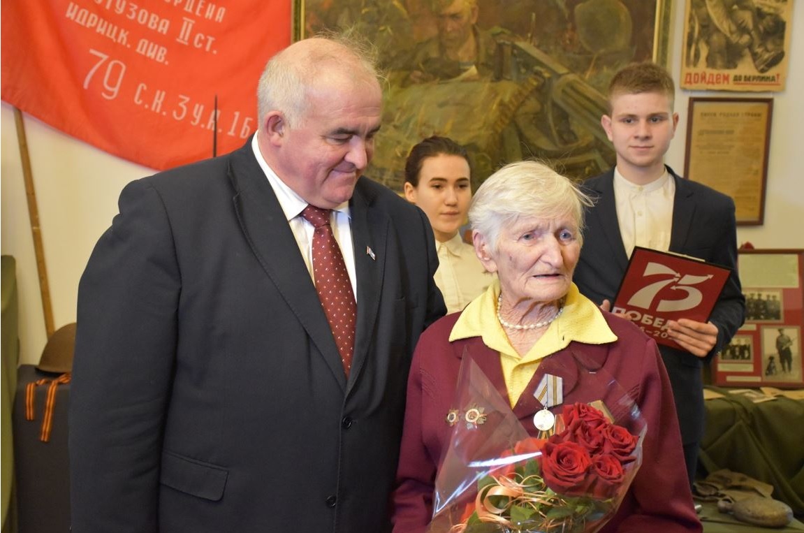 Путин пригласил ветерана из Галича на парад Победы в Москве