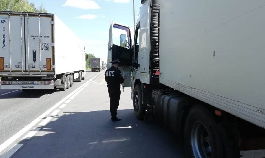 Больше трети водителей грузовиков под Костромой оказались нарушителями